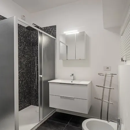 Apartman Guesthost - M3 Porta Romana Modern Two-level *